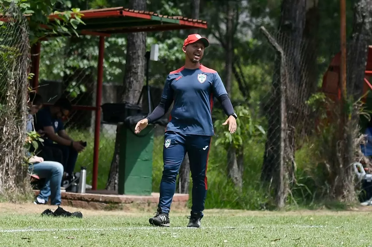 Treinador do sub-20 avalia derrota da Lusa diante do Betim-MG em jogo-treino