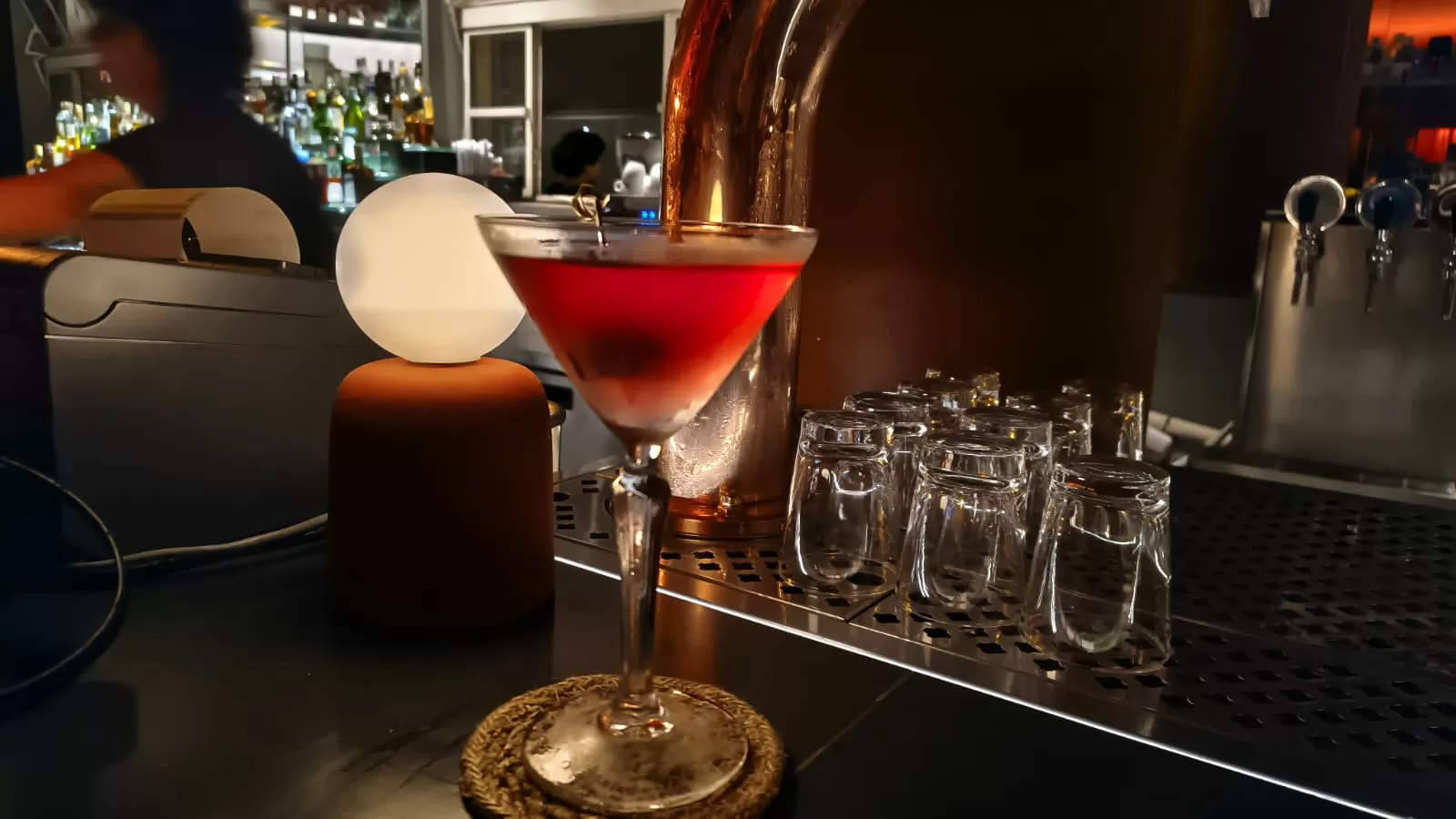 Do vinil ao copo: bartenders criam coquetéis inspirados pela música
