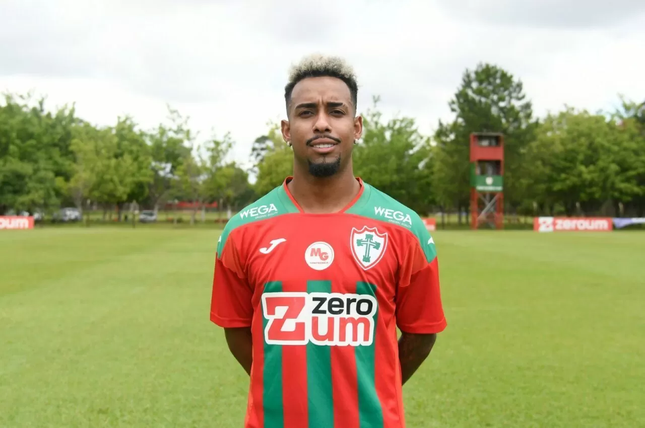 Portuguesa oficializa contratação de Ewerthon para o Paulistão