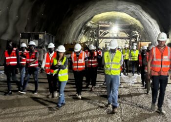 Visita do Ministro da Energia e Águas às obras do Aproveitamento Hidroelétrico de Caculo Cabaça
