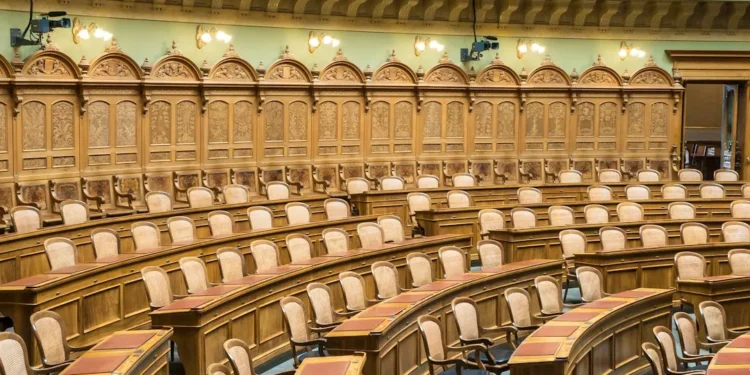 “O Poder da Política na Sociedade”