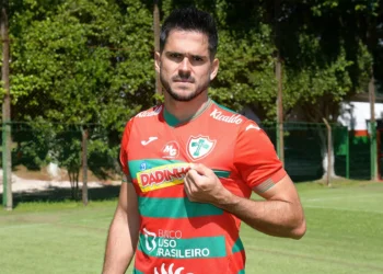 Glauco passará por cirurgia e desfalca a Lusa por cerca de 1 mês