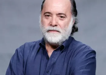 Após duas cirurgias na cabeça, Tony Ramos volta ao trabalho na Globo e grava final de filme