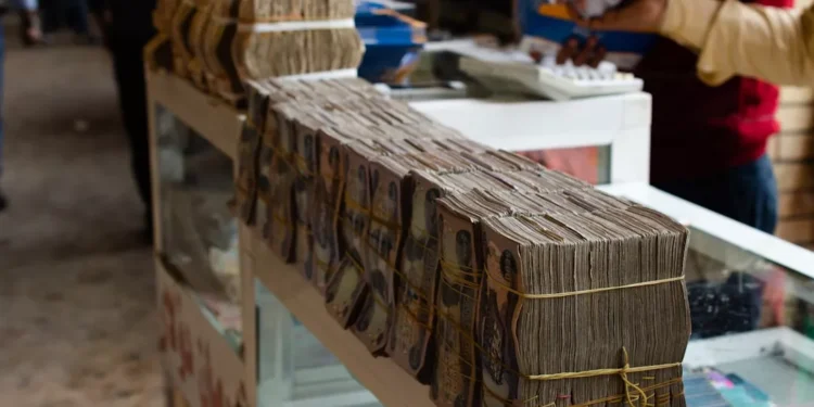 “Transformando vidas através das finanças: Teodoro Bastos de Almeida”