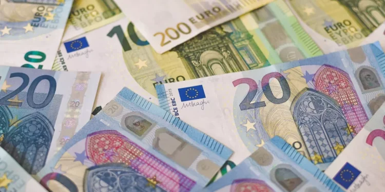 “Importância das Finanças na Vida Pessoal e Empresarial”