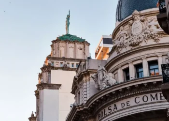 “Desmistificando a Economia: Experiências de Sucesso e Sustentabilidade”