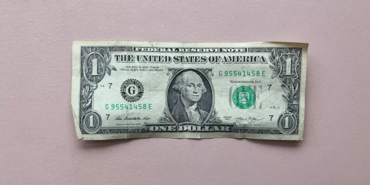 “Política: da crise à transformação da sociedade”