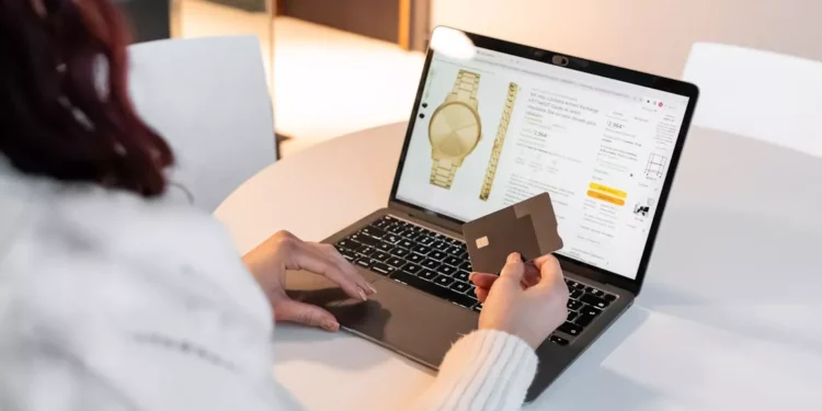 “Desmistificando as Finanças: Experiências Positivas e Motivadoras”