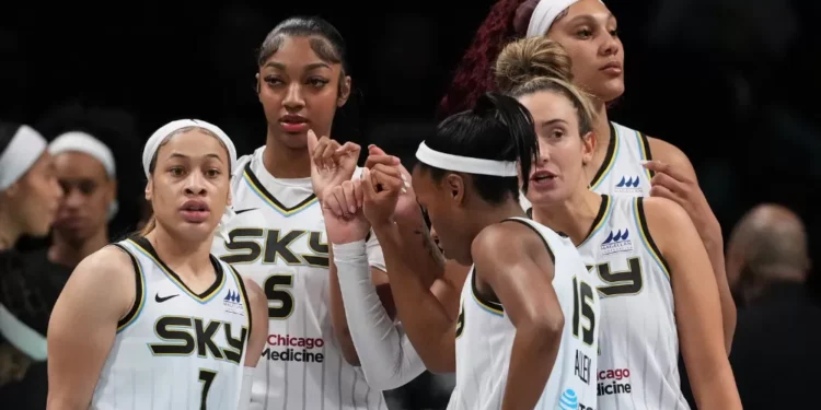 Time de Kamilla Cardoso perde para o líder da WNBA