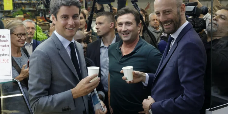 Gabriel Attal recebe críticas e (algum) apoio em campanha. As imagens