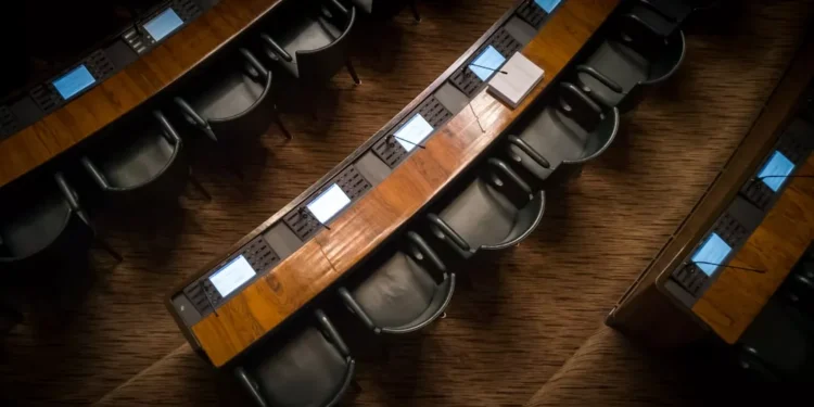 “Política: Poder para Transformar a Sociedade”