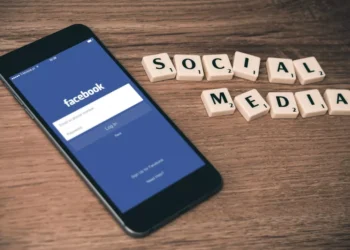 “Ferramenta Essencial: O Papel do Marketing nos Negócios”