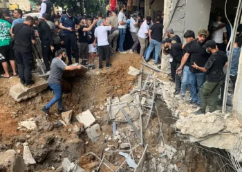 Embaixador iraniano no Líbano submetido a cirurgia ocular após explosão