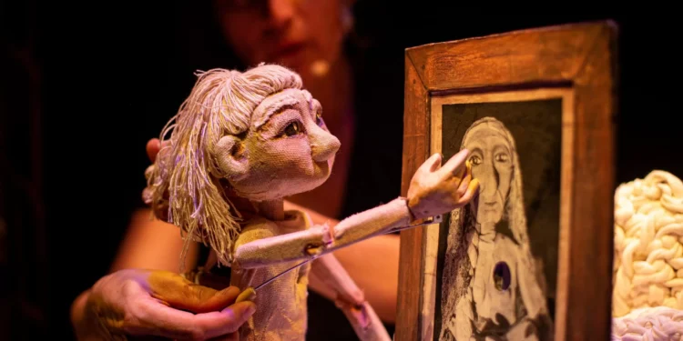 PEQUENO GRANDE ENCONTRO DE TEATRO PARA CRIANÇAS DE TODAS AS IDADES EM CURITIBA