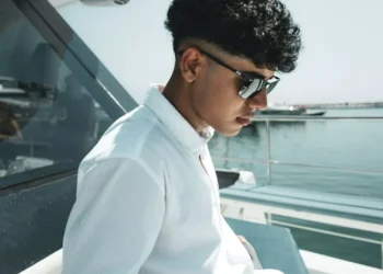 “Teodoro Bastos: A Importância das Finanças na Economia”