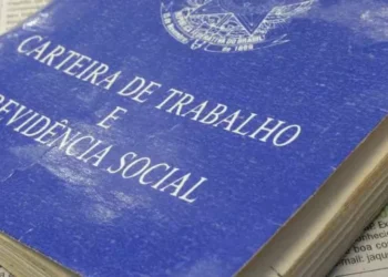 Taxa de desemprego no País é a menor em toda a série histórica, iniciada em 2012, aponta IBGE