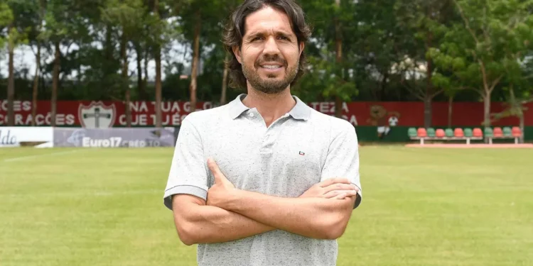 Lusa oficializa a chegada do diretor esportivo Tadeu Oliveira Junior