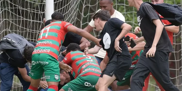 Nos pênaltis, Portuguesa vence e vai às semifinais da Paulista Cup Sub-20