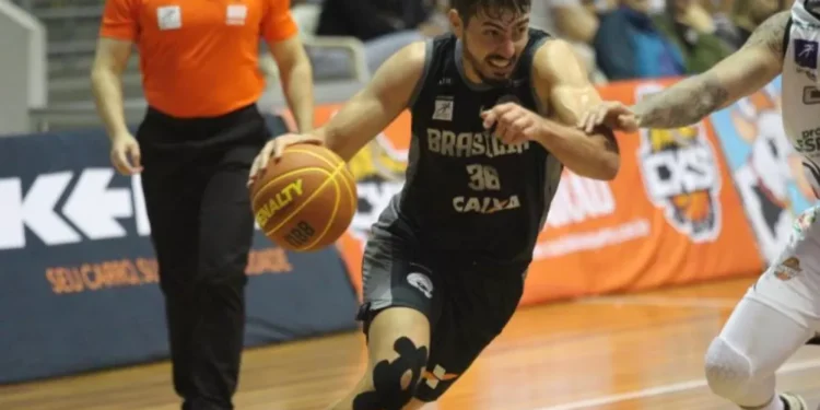 Brasília vira sobre o Pato e vence mais uma no NBB