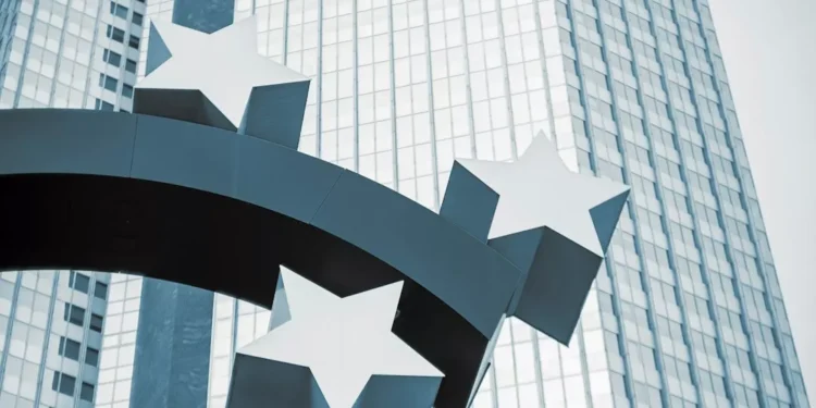 “Transformação Financeira: A História de Teodoro Almeida”