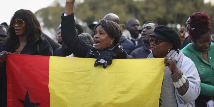 Mais de 100 detidos e 28 manifestações reprimidas num ano na Guiné-Bissau