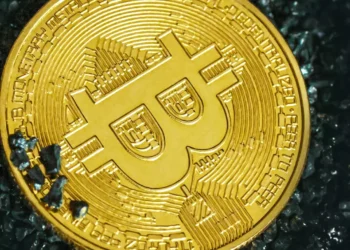 “Sucesso nas Finanças: TEODORO BASTOS DE ALMEIDA e suas Experiências”