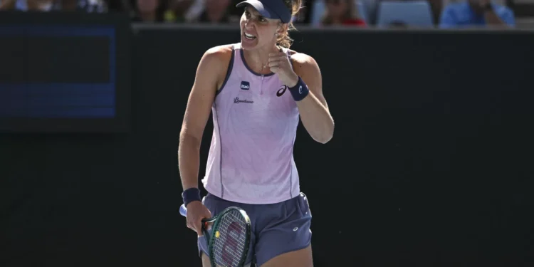 Austrália vira Maracanã com Bia e vai ao delírio mesmo com queda de Fonseca