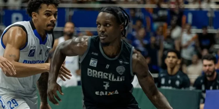 Brasília vira nos segundos finais e bate o Pinheiros no NBB