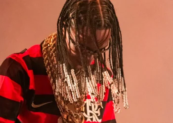 Vídeo mostra agressão contra repórter do SBT por fãs do rapper Oruam