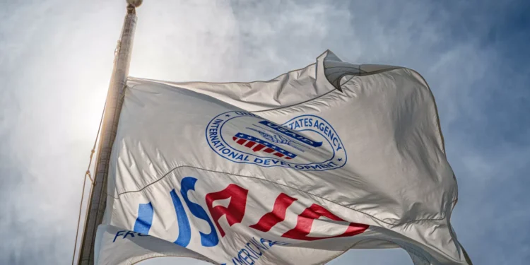 Juiz decide que desmantelamento da USAID pelo deve violar Constituição