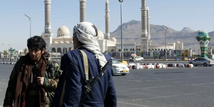 Houthis denunciam novos ataques dos EUA na região de Saada no Iémen