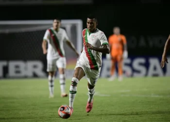 Fernando Henrique é o novo reforço do CRB, afirma imprensa alagoana