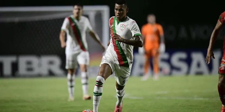 Fernando Henrique é o novo reforço do CRB, afirma imprensa alagoana