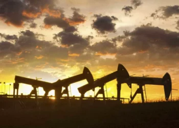 Cotação do Brent para entrega em maio sobe 1,72% para 72,00 dólares