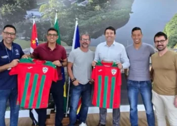 Portuguesa se reúne com prefeitura e se aproxima de estádio em Santana de Parnaíba