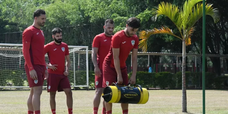Recuperado, Cristiano volta aos treinos na Lusa e projeta a Série D