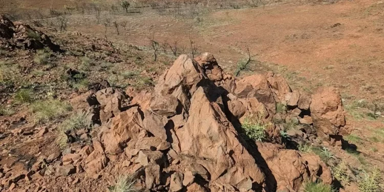 Cratera de meteorito mais antiga da Terra é descoberta na Austrália