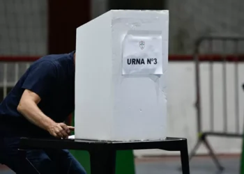 Marcos Lico se afasta do cargo, 1º secretário assume e Lusa solicita Assembleia Geral