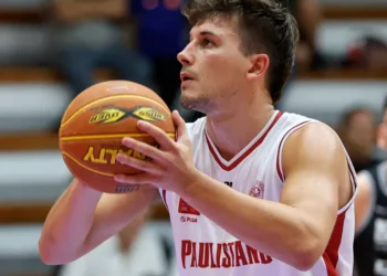 Paulistano tropeça em casa e perde para lanterna do NBB