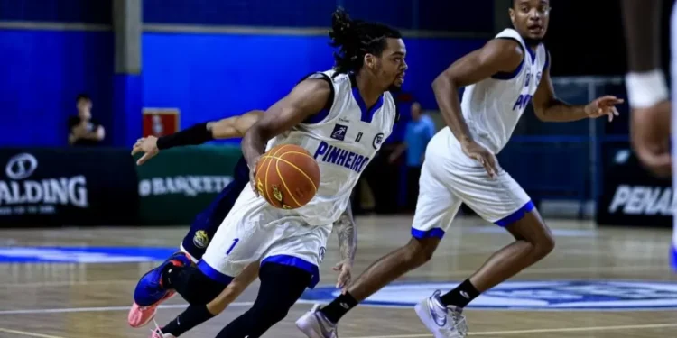 Pinheiros atropela Mogi e volta ao top-10 do NBB