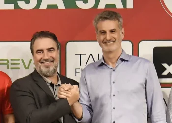 Castanheira se posiciona sobre impasse da SAF e garante cumprir obrigações