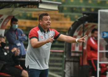 Ídolo da Lusa assume o comando da Portuguesa Santista