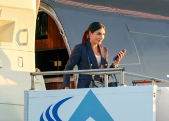 Trump despede funcionários após encontro com ativista de extrema-direita