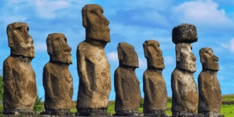 Ilha de Páscoa: 5 curiosidades e mistérios sobre o local e suas estátuas
