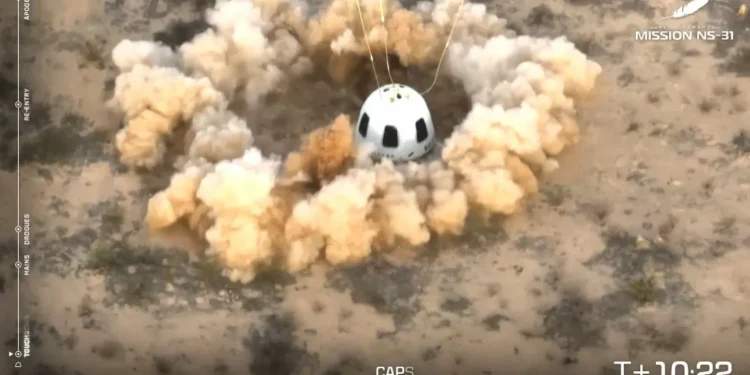 Katy Perry canta no espaço: cantora fez parte da tripulação 100% feminina em voo da Blue Origin