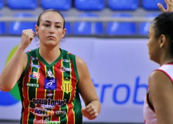 Sampaio Baquete vence e fecha primeiro turno da LBF como líder