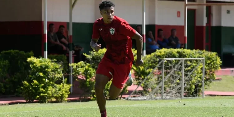 Portuguesa se reapresenta e mira o Porto Vitória-ES