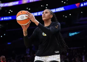 Kamilla faz sua melhor partida na temporada, mas Sky perde outra