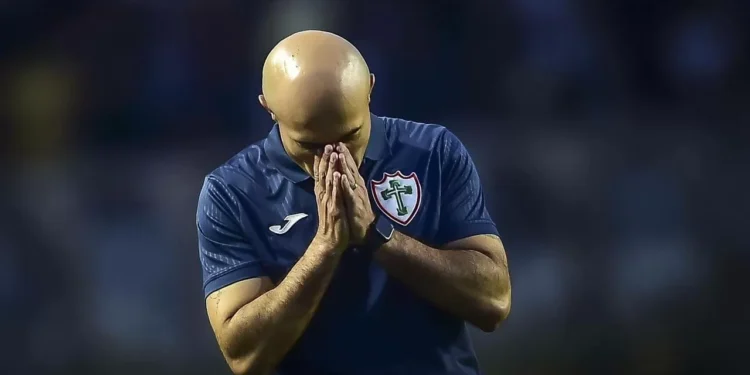 Lusa de Cauan de Almeida tem aproveitamento de 37,5% e mais gols sofridos do que feitos