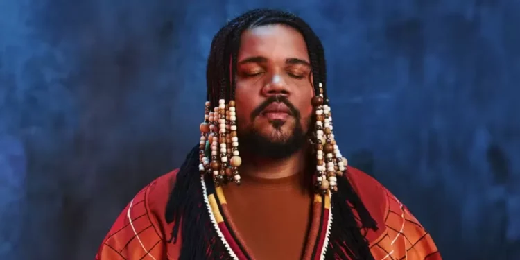 “Brinco com as cordas do piano”, diz Amaro Freitas sobre show no C6 Fest